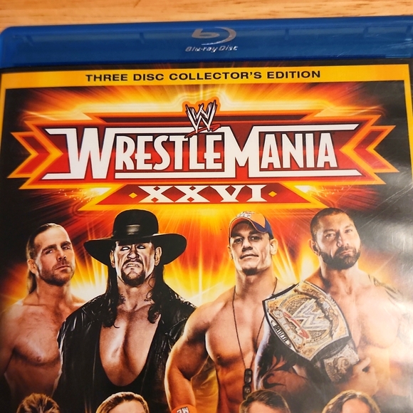 WWE: WrestleMania XXVI (Three-Disc Collector's Edition) [Blu-ray] - Picture 6 of 6